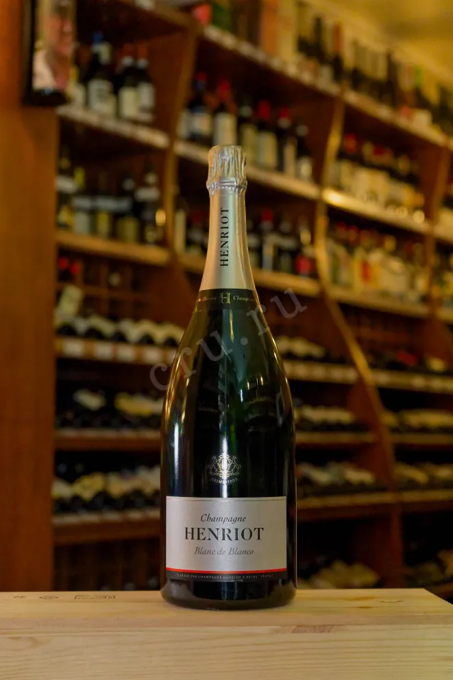 В магазине Крю Профи Henriot Brut Blanc de Blancs gift box 1.5 л