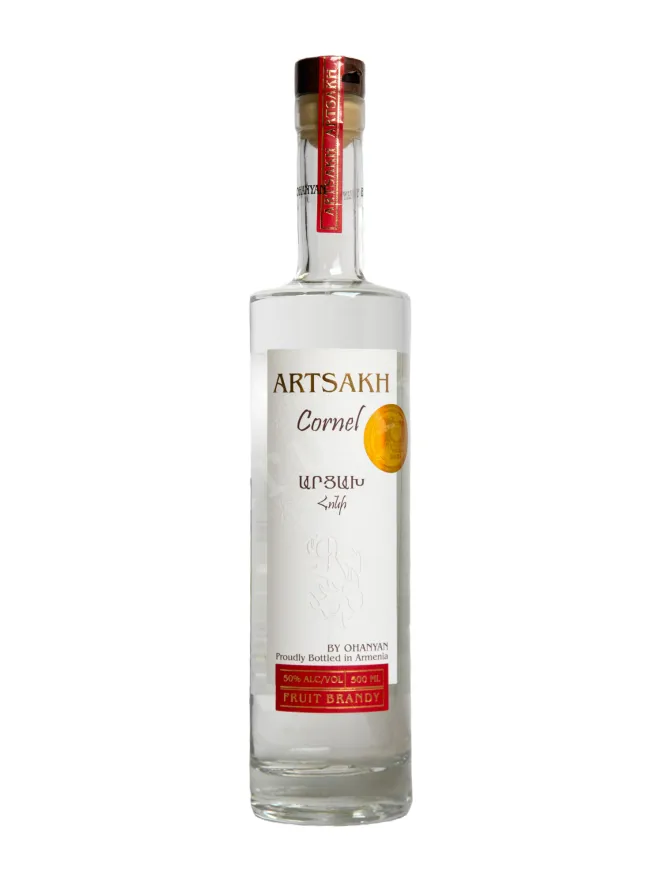 Водка Арцах Кизиловая  0.5 л