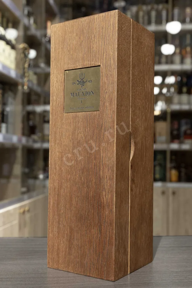 В магазине Крю Профи Mauxion Selection Grand Champagne 1988 0.7 л