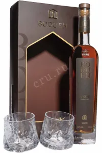 Коньяк Бодуен ВСОП Престиж 7 лет в подарочной упаковке с двумя бокалами  0.7 л