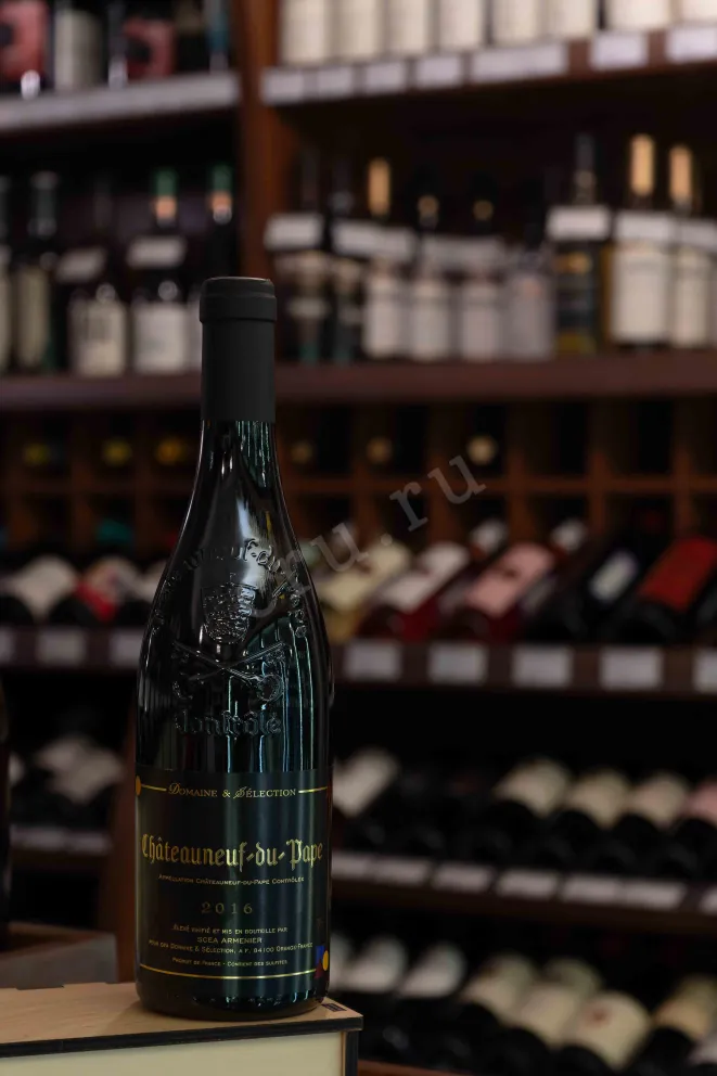 В магазине Крю Профи Domaine & Selection Chateauneuf-du-Pape 2016 0.75 л
