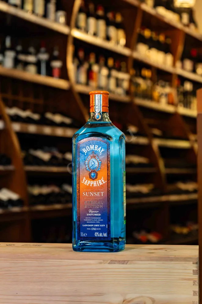 В магазине Крю Профи Bombay Sapphire Sunset Special Edition 1 л