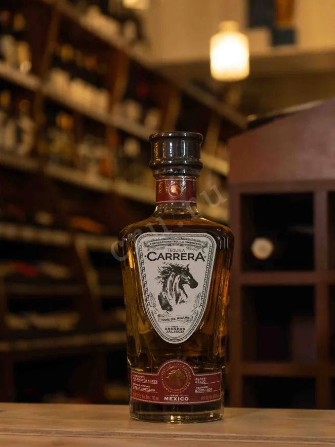 В магазине Крю Профи Carrera Anejo in gift box 0.75 л