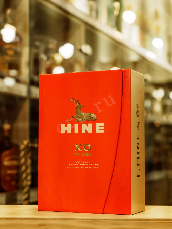 В магазине Крю Профи Hine XO Premier Cru De Cognac in gift box 0.7 л