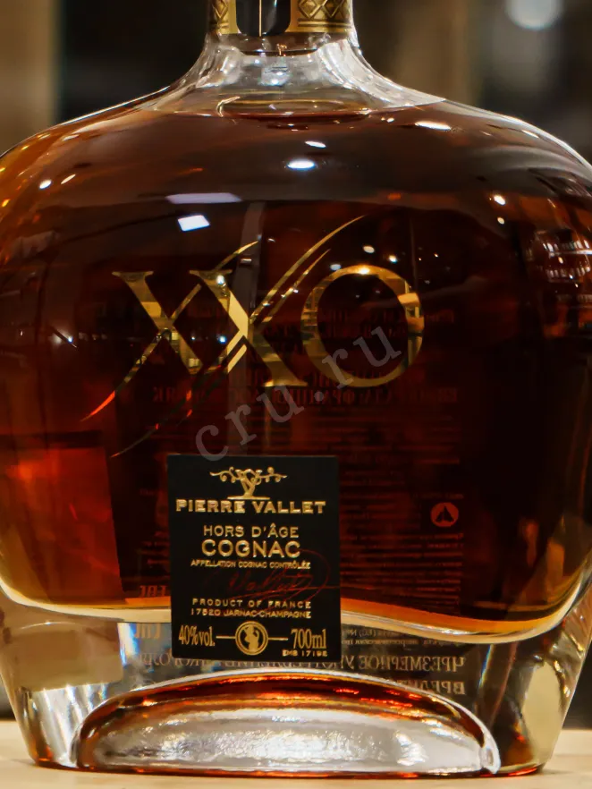 В магазине Крю Профи Pierre Vallet XXO Hors dAge gift box 0.7 л