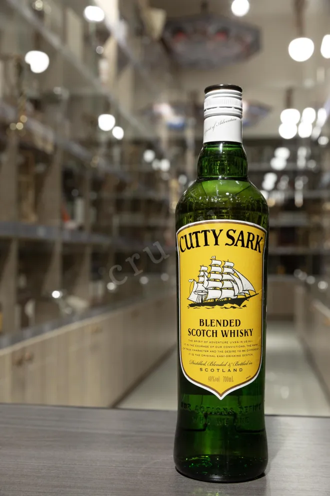 В магазине Крю Профи Cutty Sark 0.7 л