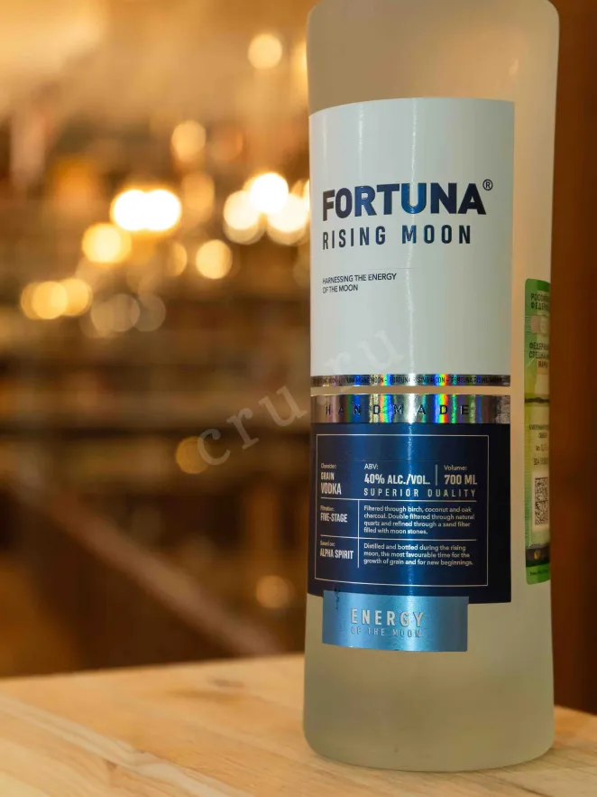 В магазине Крю Профи Fortuna Rising Moon 0.7 л