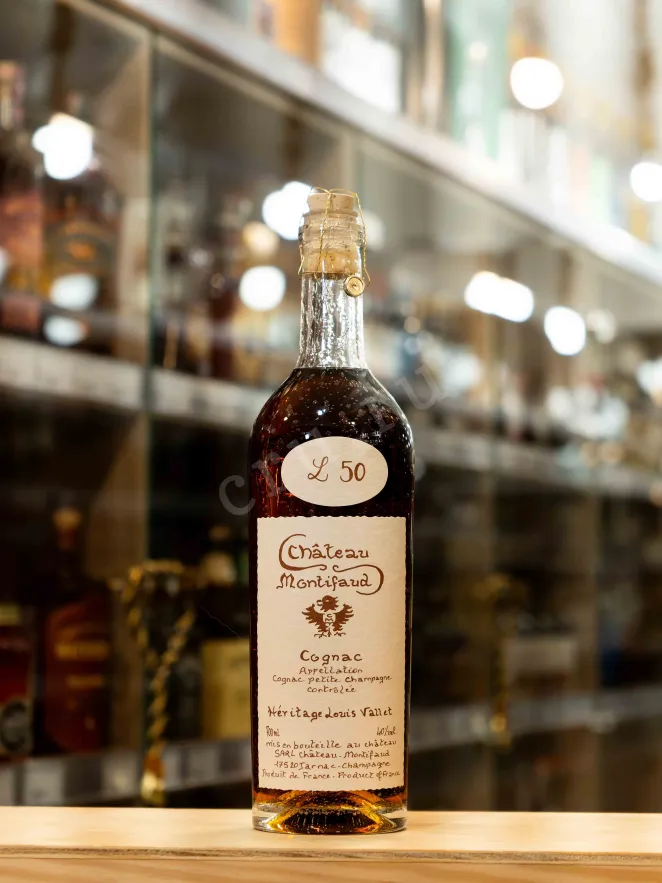 В магазине Крю Профи Chateau de Montifaud Heritage Louis Vallet 50 Years AOC in tube 0.7 л