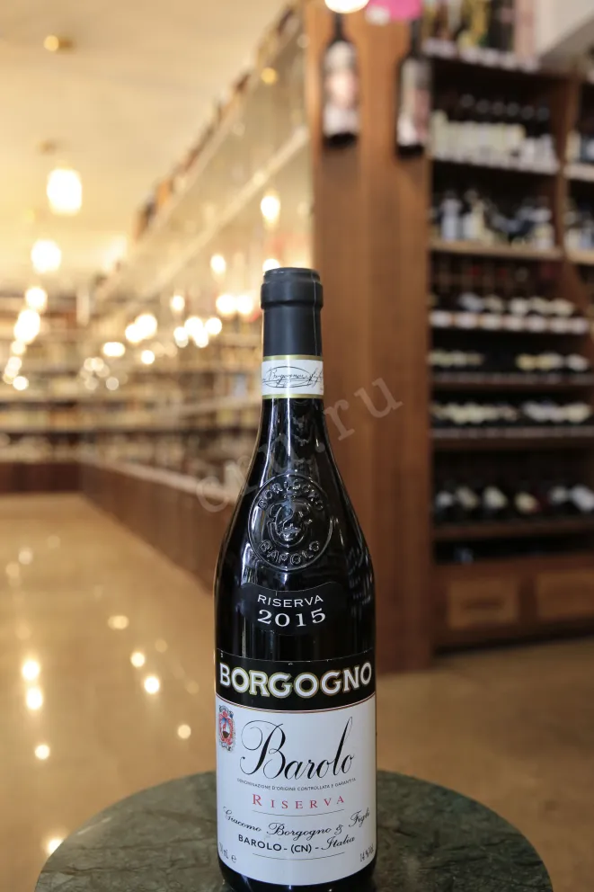В магазине Крю Профи Borgogno Barolo Riserva with gift box 2015 0.75 л