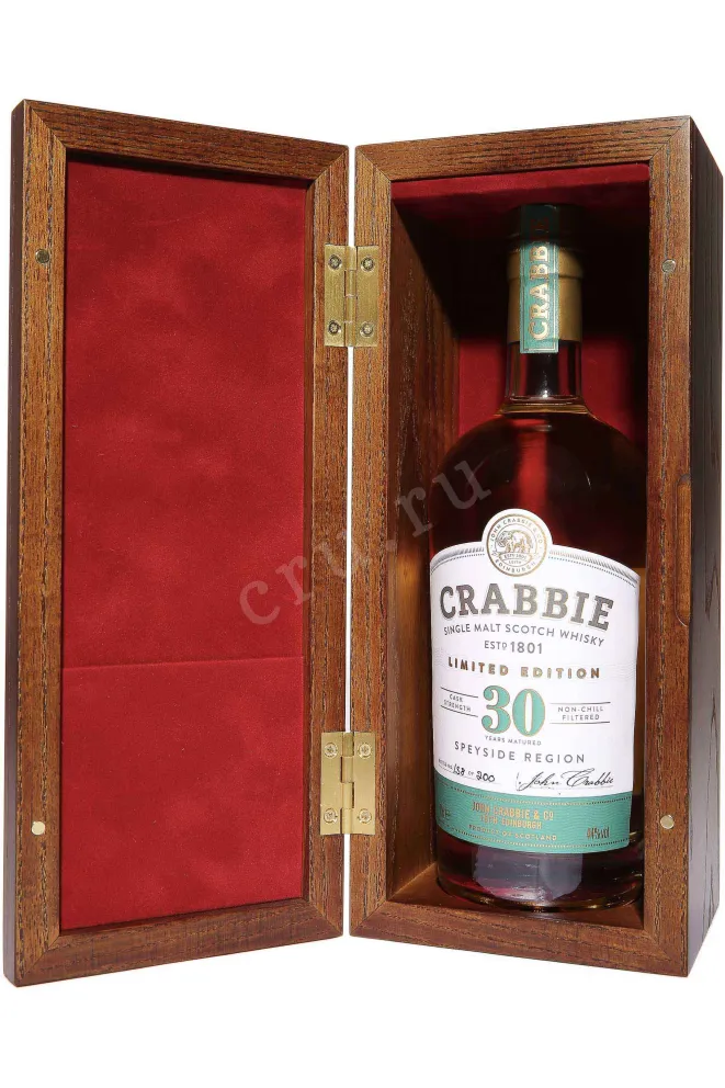 В деревянной коробке Crabbie 30 Years Old Limited Edition in gift box 0.7 л