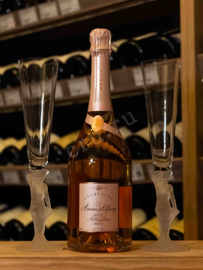 В магазине Крю Профи Amour de Deutz Brut Rose gift box with 2 glasses 0.75 л