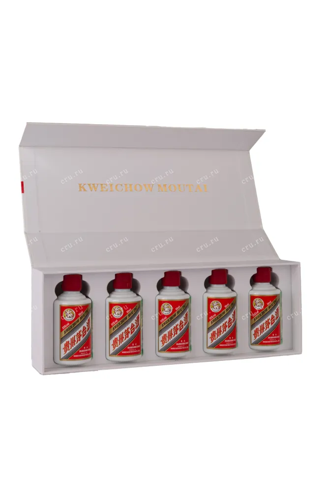 В подарочной коробке Kweichow Moutai gift box 0.05 л