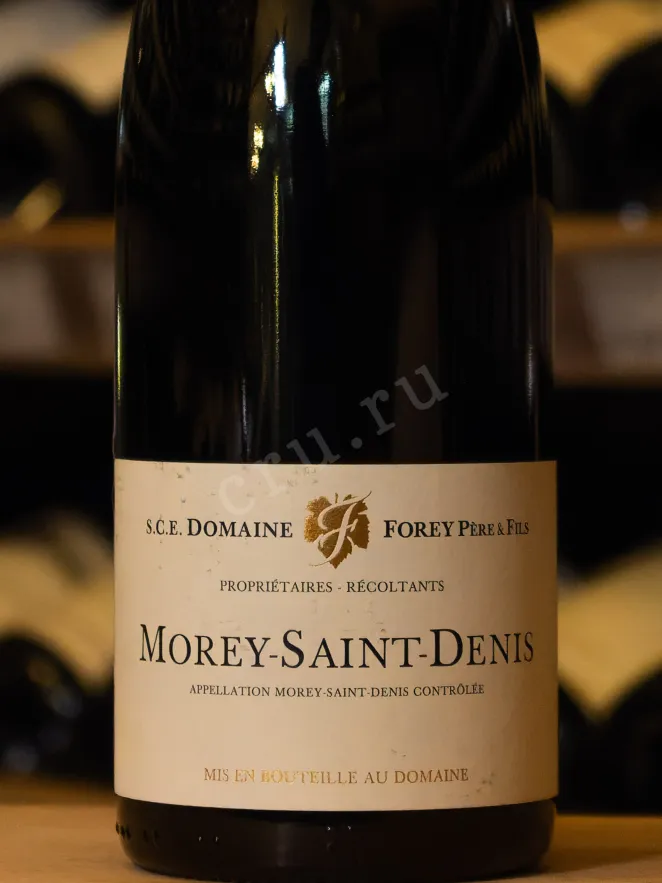 В магазине Крю Профи Domaine Forey Pere et Fils Morey-Saint-Denis 2015 0.75 л