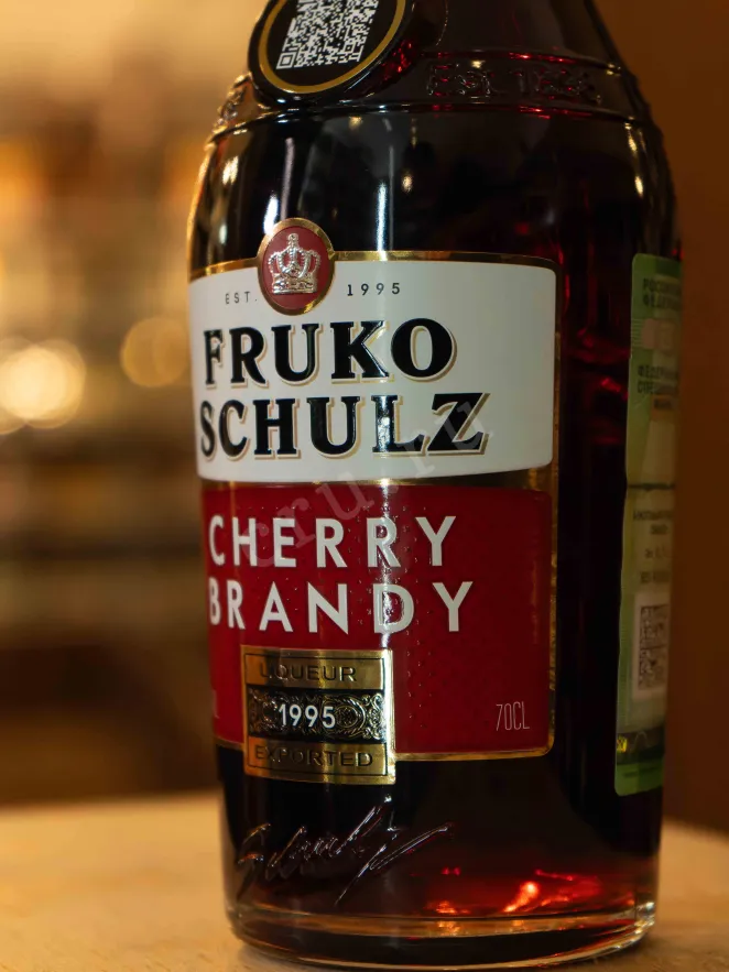 В магазине Крю Профи Fruko Schulz Cherry Brandy 0.7 л