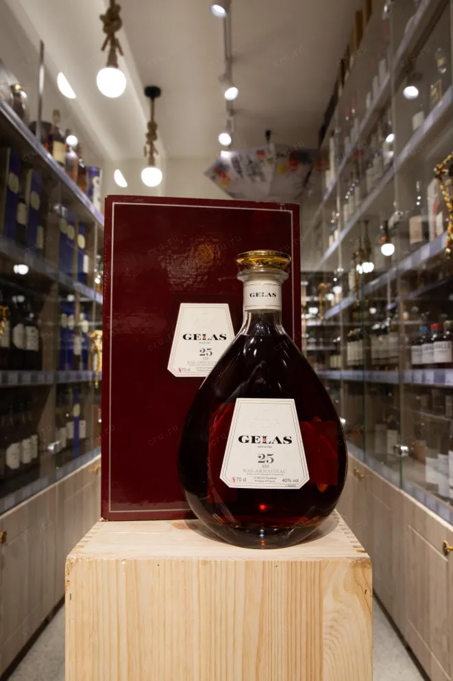 В магазине Крю Профи Gelas Bas Armagnac 25 ans decanter in gift box 0.7 л