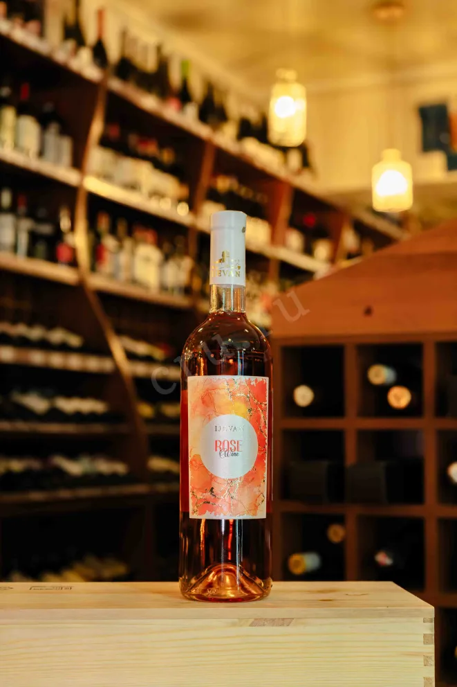 В магазине Крю Профи Ijevan Rose 2023 0.75 л