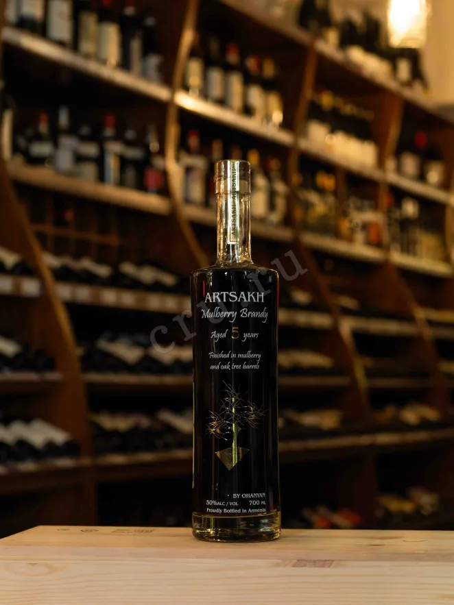В магазине Крю Профи Artsakh Mulberry Brandy in tube 0.7 л