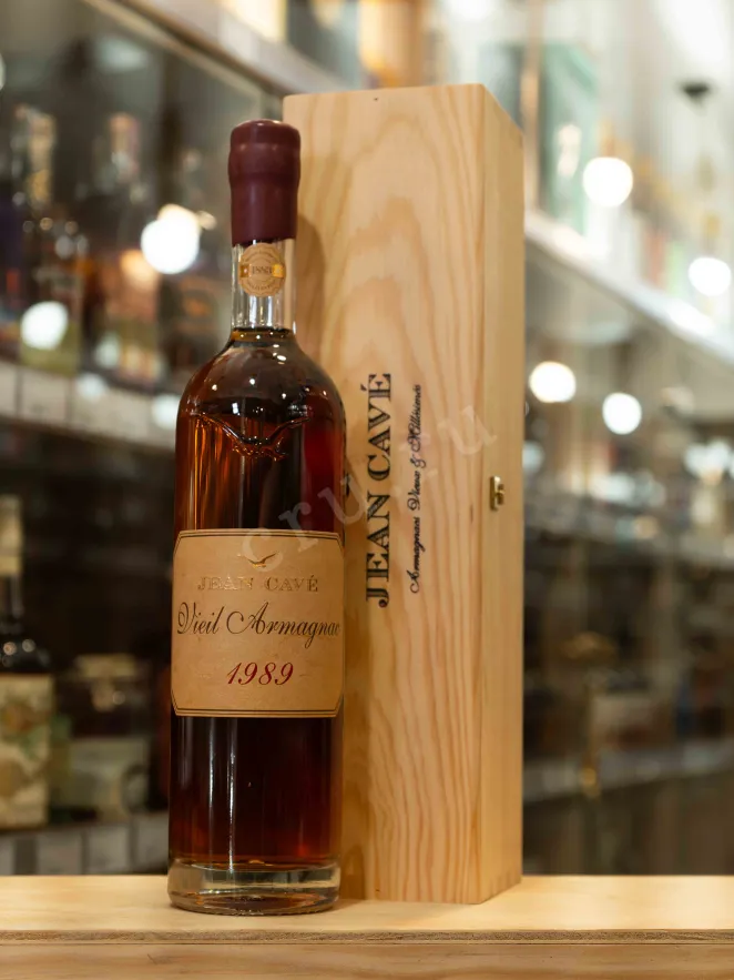В магазине Крю Профи Jean Cave Vieil Armagnac AOC wooden box 1989 0.7 л