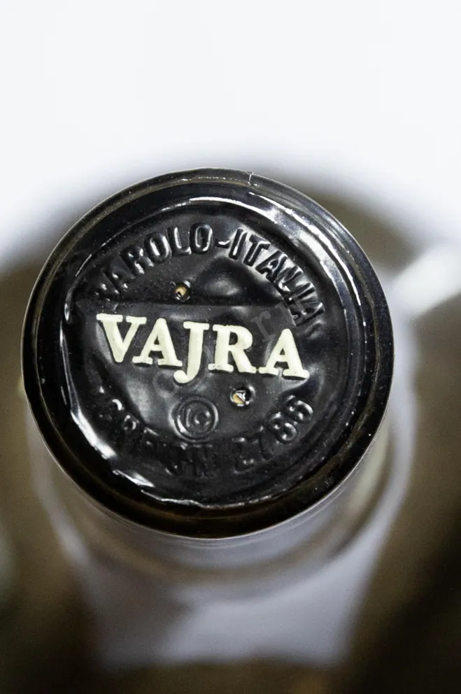 Пробка G.D. Vajra Albe Barolo 2017 0.75 л