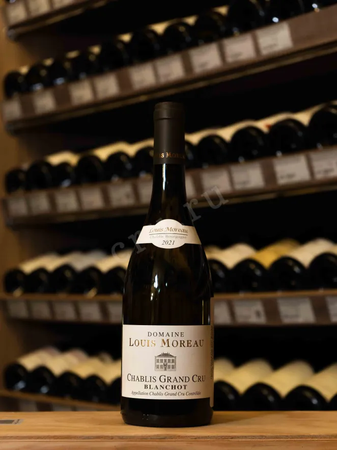 В магазине Крю Профи Domaine Louis Moreau Chablis Grand Cru Blanchot AOC 2021 0.75 л
