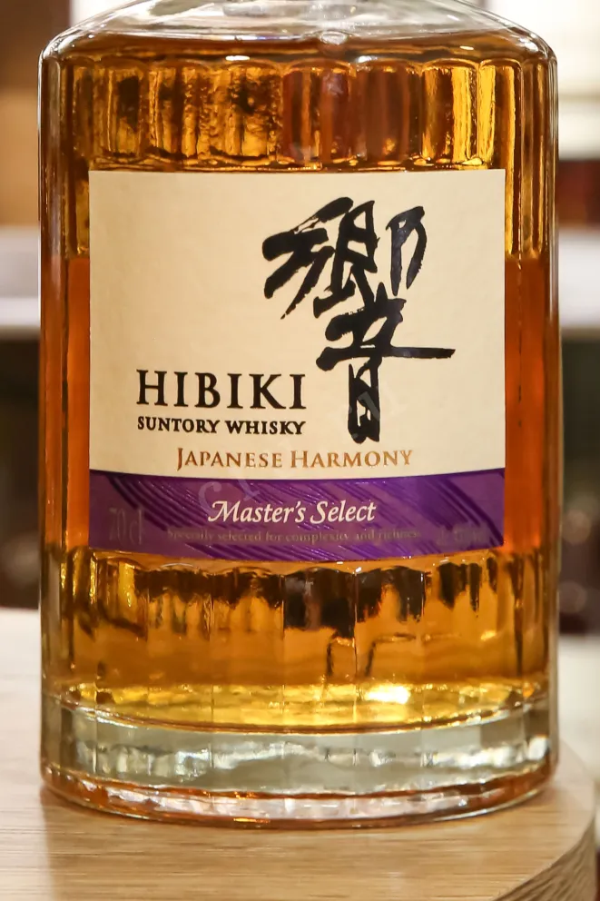 В магазине Крю Профи Hibiki Japanese Harmony Master's Select gift box 0.7 л