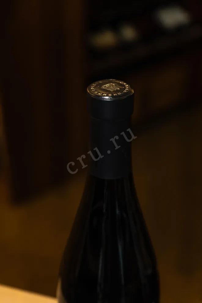 Пробка Usadba Divnomorskoe East Hill Blend 2024 0.75 л