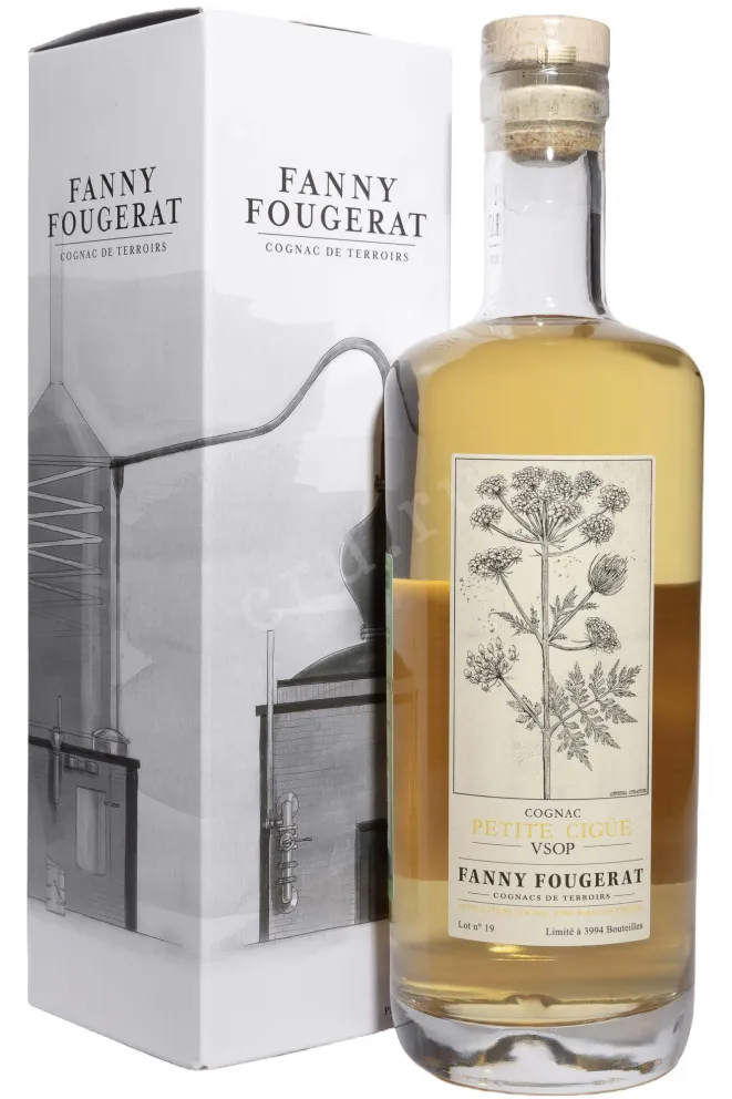 Коньяк Fanny Fougerat Petite Cigue VSOP Fins Bois in gift box  0.7 л