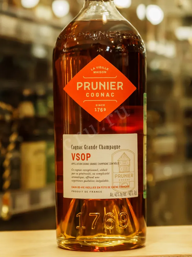 В магазине Крю Профи Prunier VSOP 4 Years Old 0.7 л