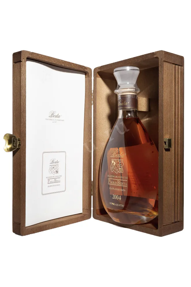 В деревянной коробке Berta Riserva Del Fondatore Paolo Berta 2004 0.7 л