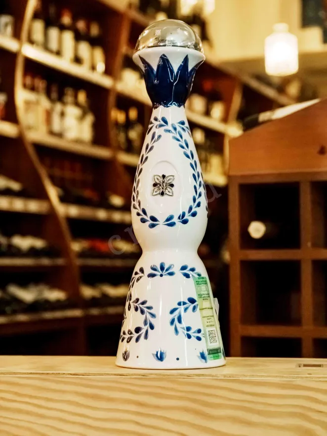 В магазине Крю Профи Clase Azul Reposado 0.7 л