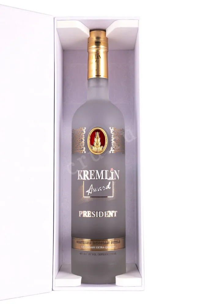 В подарочной коробке Kremlin Award President in gift box 0.7 л