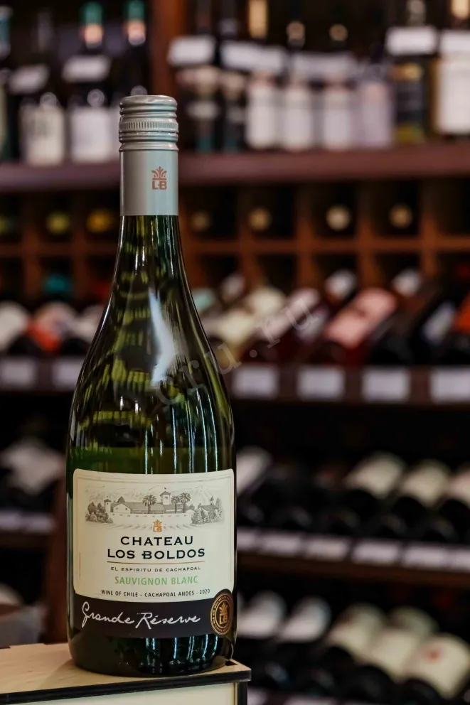 В магазине Крю Профи Chateau Los Boldos Grande Reserve Sauvignon Blanc 2020 0.75 л