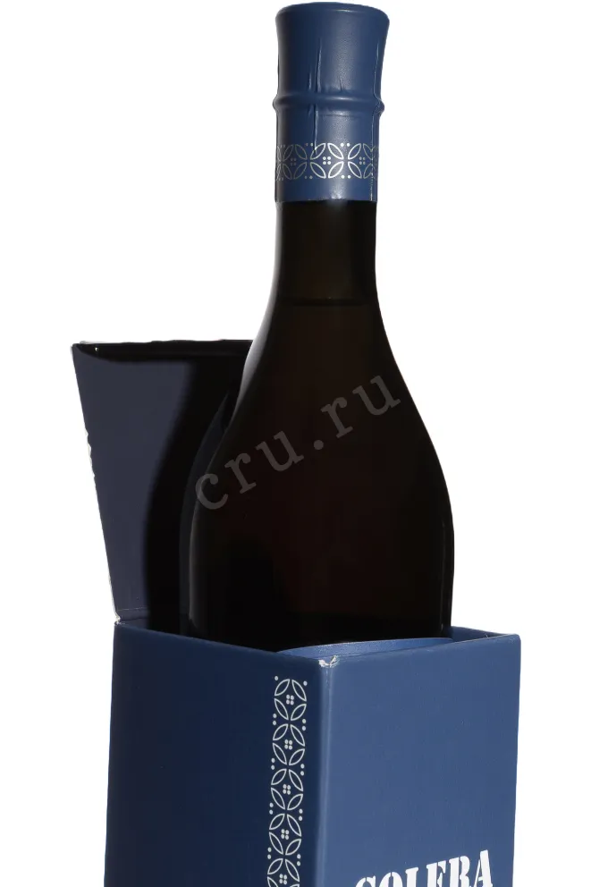В подарочной коробке Henri Giraud Ratafia Champenois Solera in gift box 2019 0.5 л