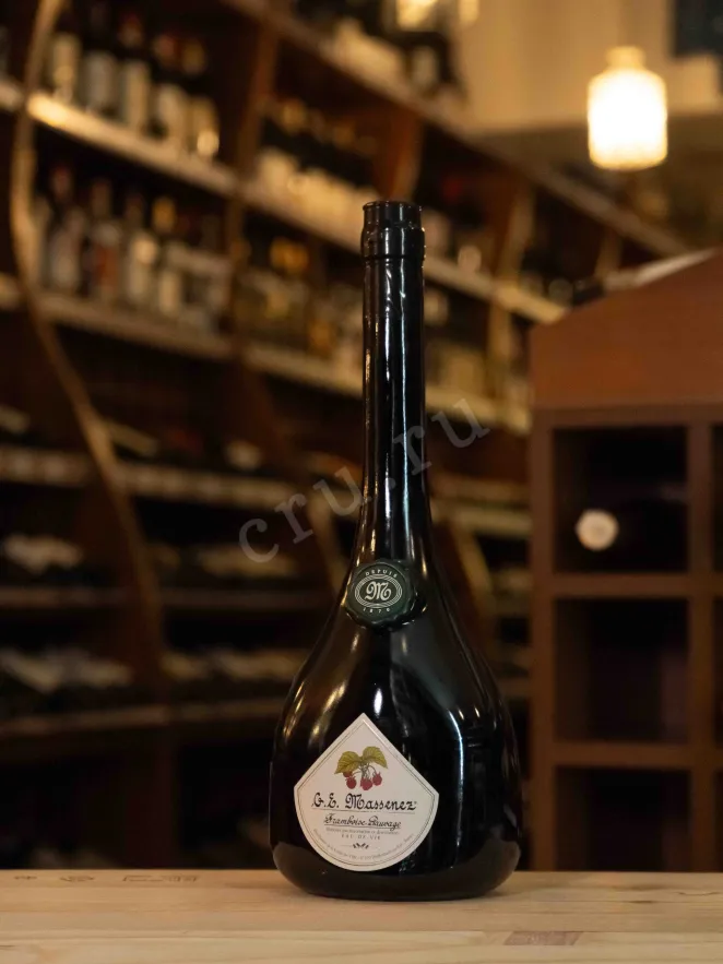 В магазине Крю Профи Massenez Eau de vie Framboise Sauvage gift box 0.7 л