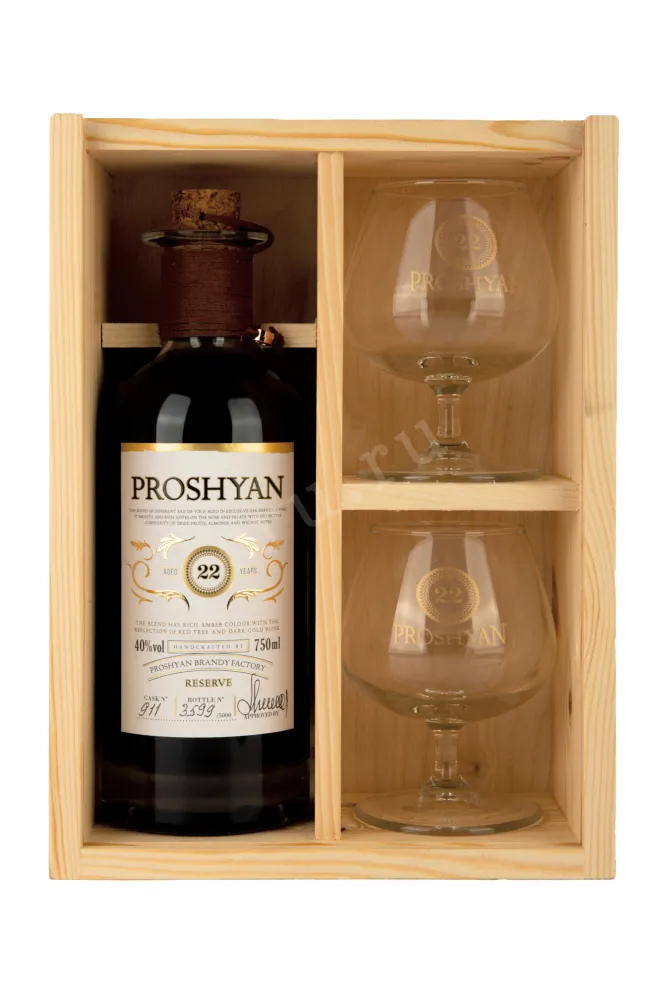 Набор с бокалами Proshyan Reserve 22 years  0.75 л