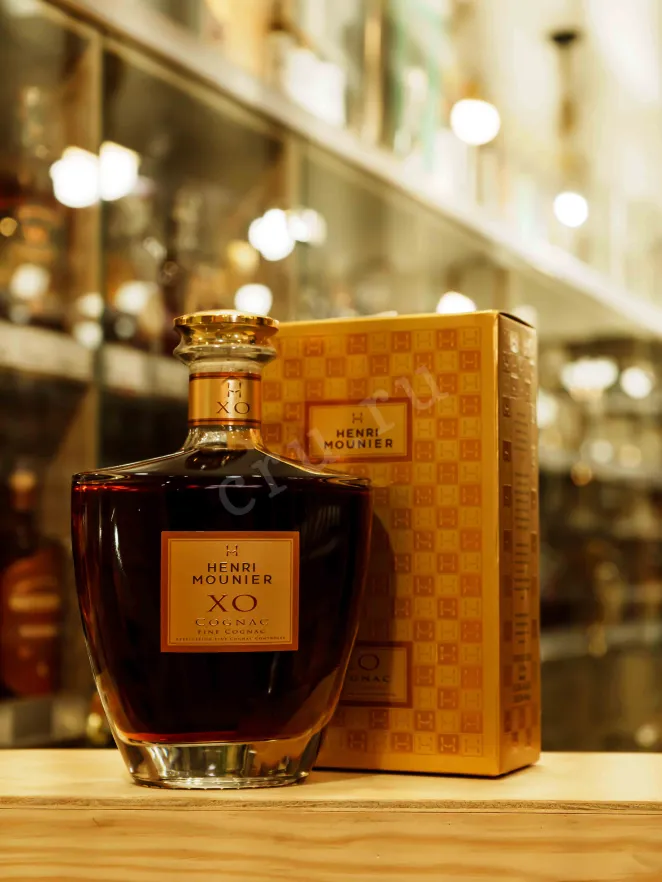В магазине Крю Профи Henri Mounier XO carafe in gift box 0.7 л