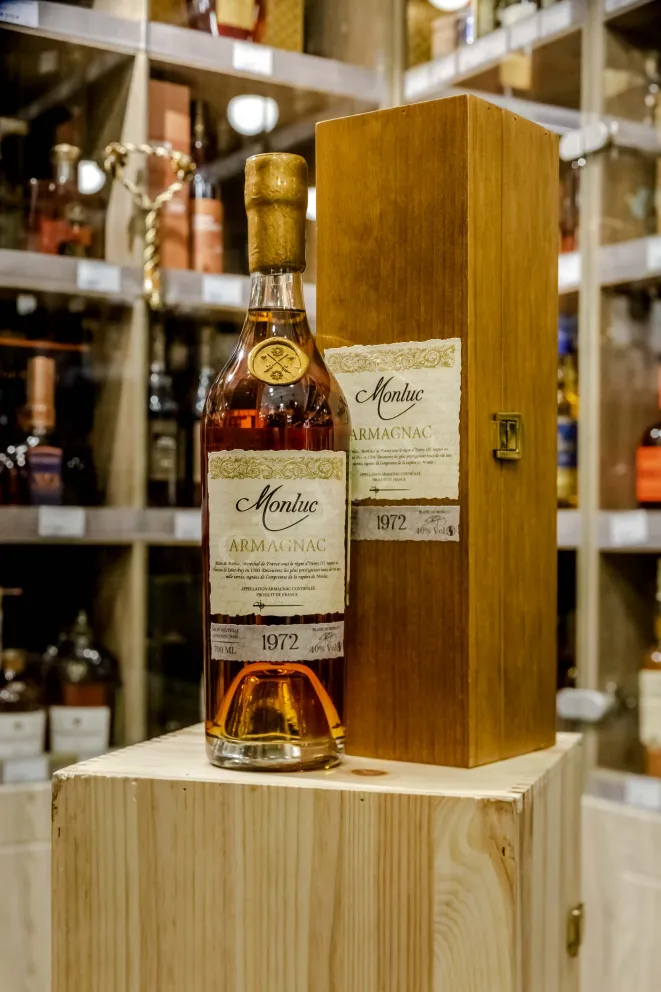 В магазине Крю Профи Monluc 1972 0.7 л