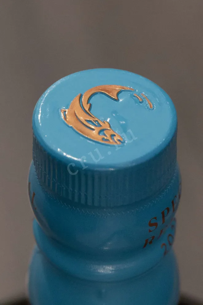 Пробка The Singleton The Silken Gown 14 years old in tube 0.7 л