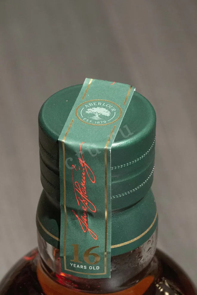 Пробка Aberlour 16 years in a tube 0.7 л