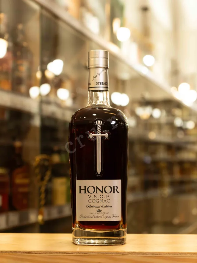 В магазине Крю Профи Honor VSOP Platinum Edition gift box 0.75 л