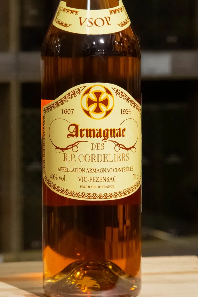 В магазине Крю Профи Vieil des R.P.Cordeliers VSOP 0.7 л