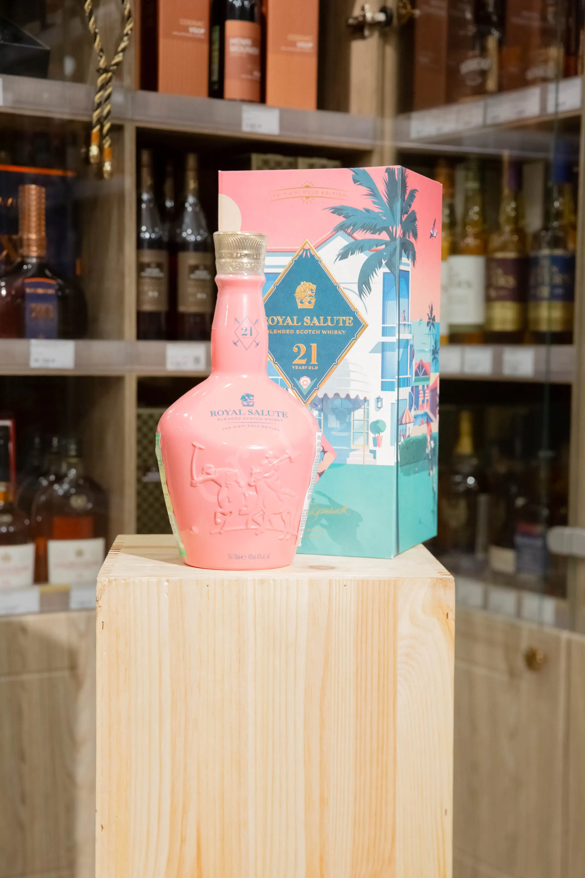 Chivas Regal Royal Salute Miami Polo Edition 21 Years Old 0.7 л