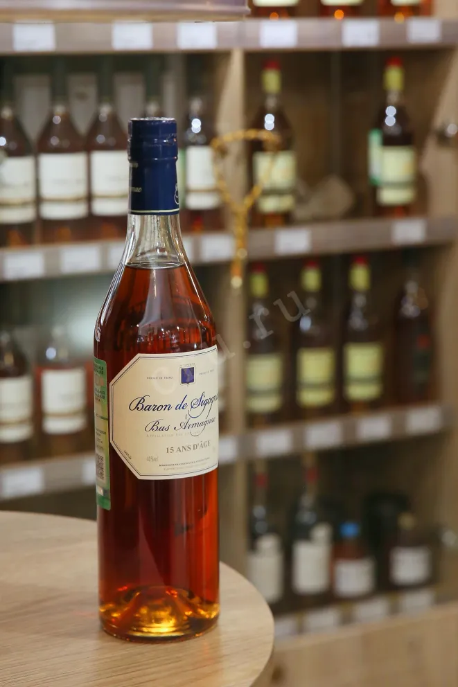 В магазине Крю Профи Baron de Sigognac 15 ans in gift box 0.7 л