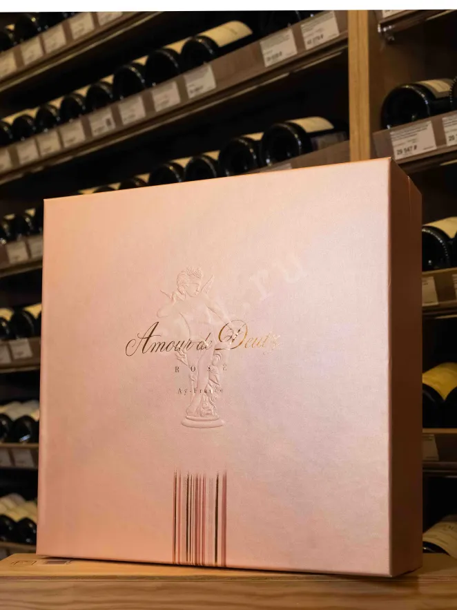 Шампанское Amour de Deutz Brut Rose gift box with 2 glasses  0.75 л
