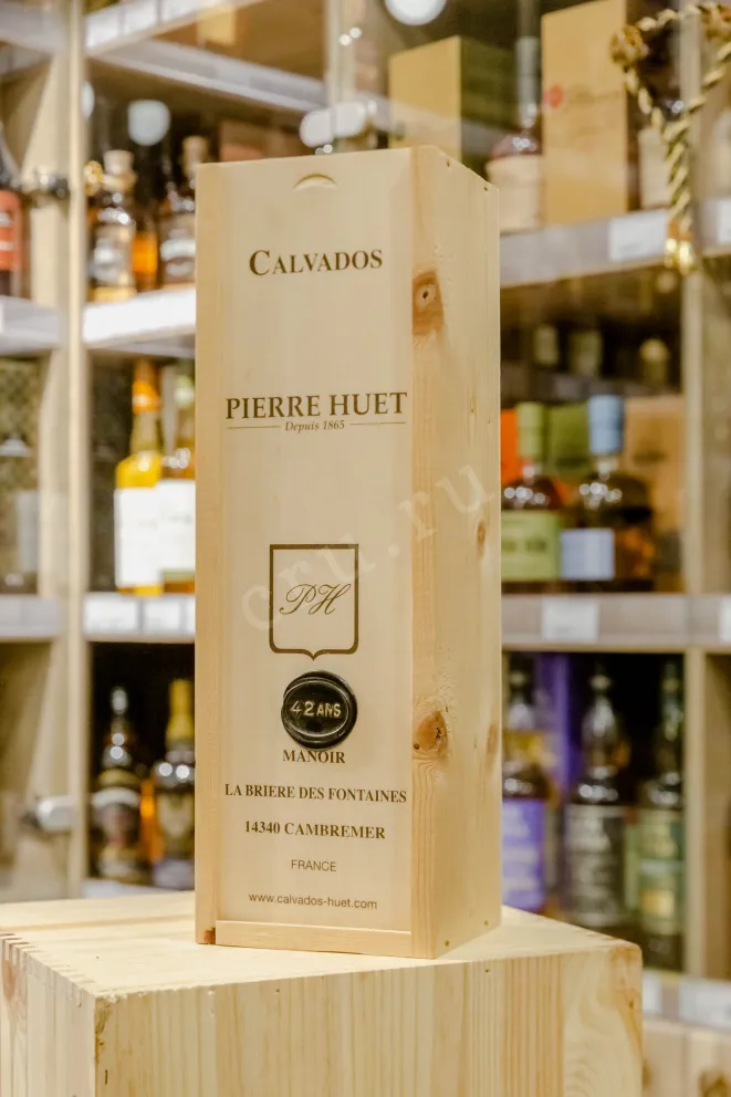 В магазине Крю Профи Pierre Huet 42 years 0.7 л