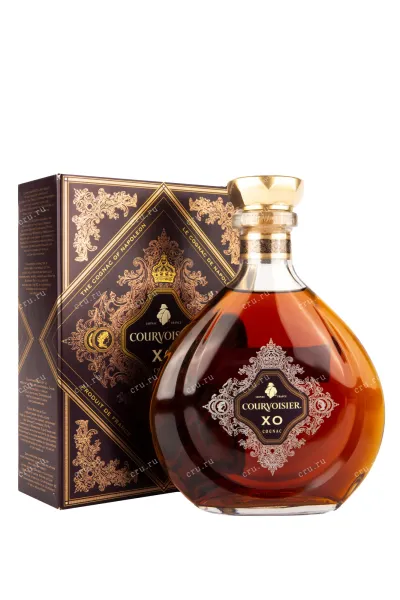 Коньяк Courvoisier XO in gift box  0.7 л