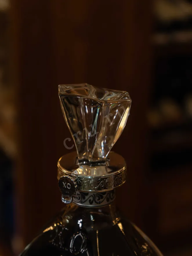 Пробка Ginevan Royal Collection Silver XO 25 years old in gift box 0.75 л