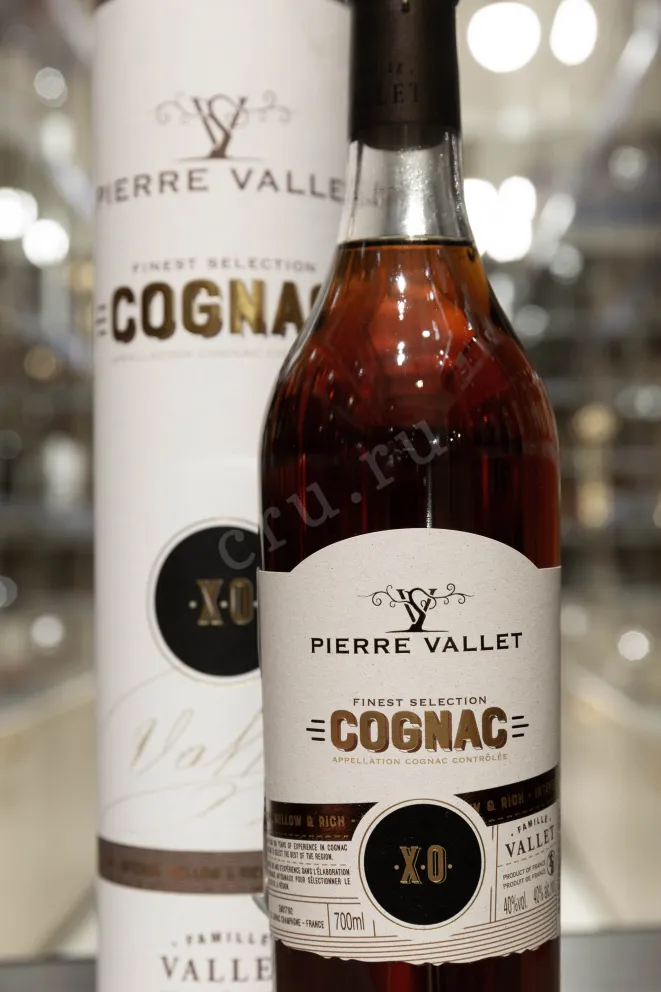 В магазине Крю Профи Pierre Vallet XO in tube 0.7 л