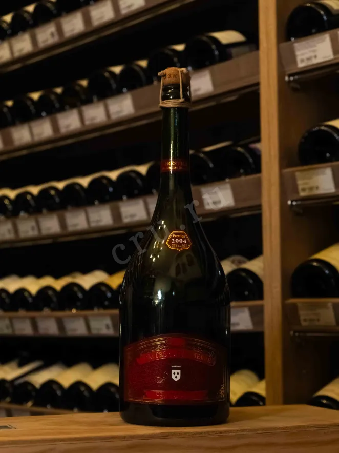 В магазине Крю Профи Comte Audoin de Dampierre Cuvee Prestige Blanc de Blancs Grand Cru in giftbox 2004 1.5 л