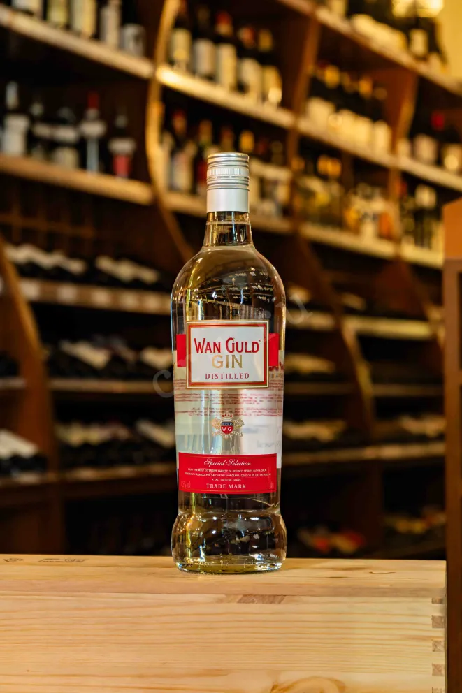 В магазине Крю Профи Van Gould Gin 0.7 л